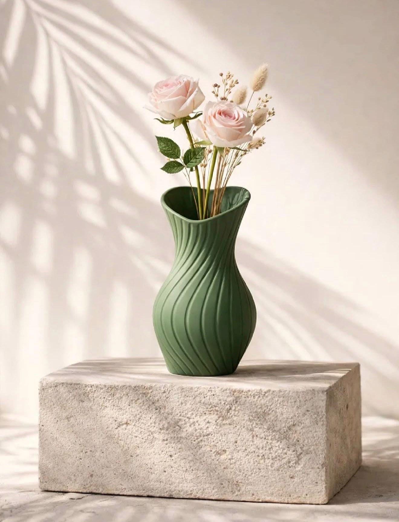 Minimalist Vase – Modern Home Decor – 3D Printed Vase – Scandinavian Decor – Flower Vase – Unique Gift