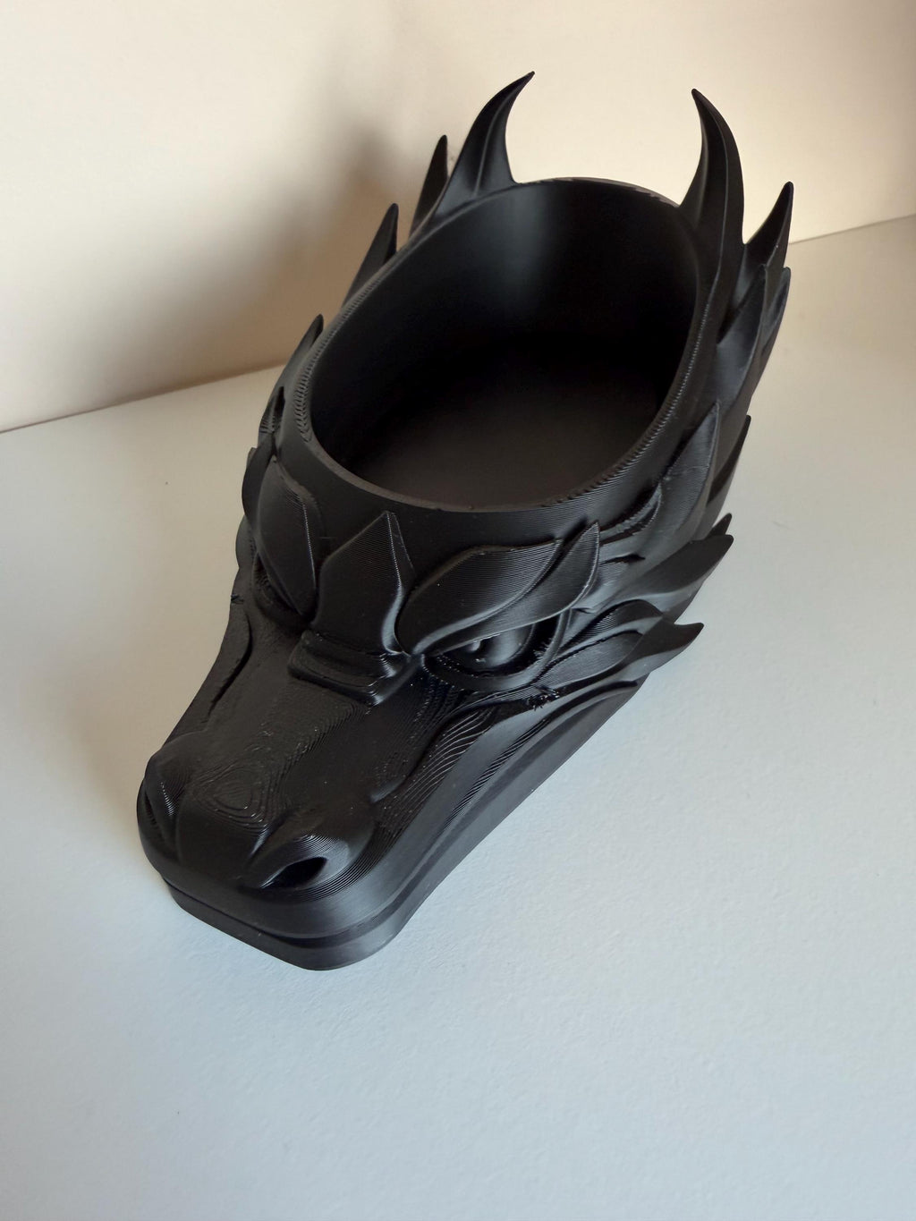 Tête de dragon vide-poche – support décoratif fantasy – organisateur bureau original – décoration geek – rangement design – idée cadeau