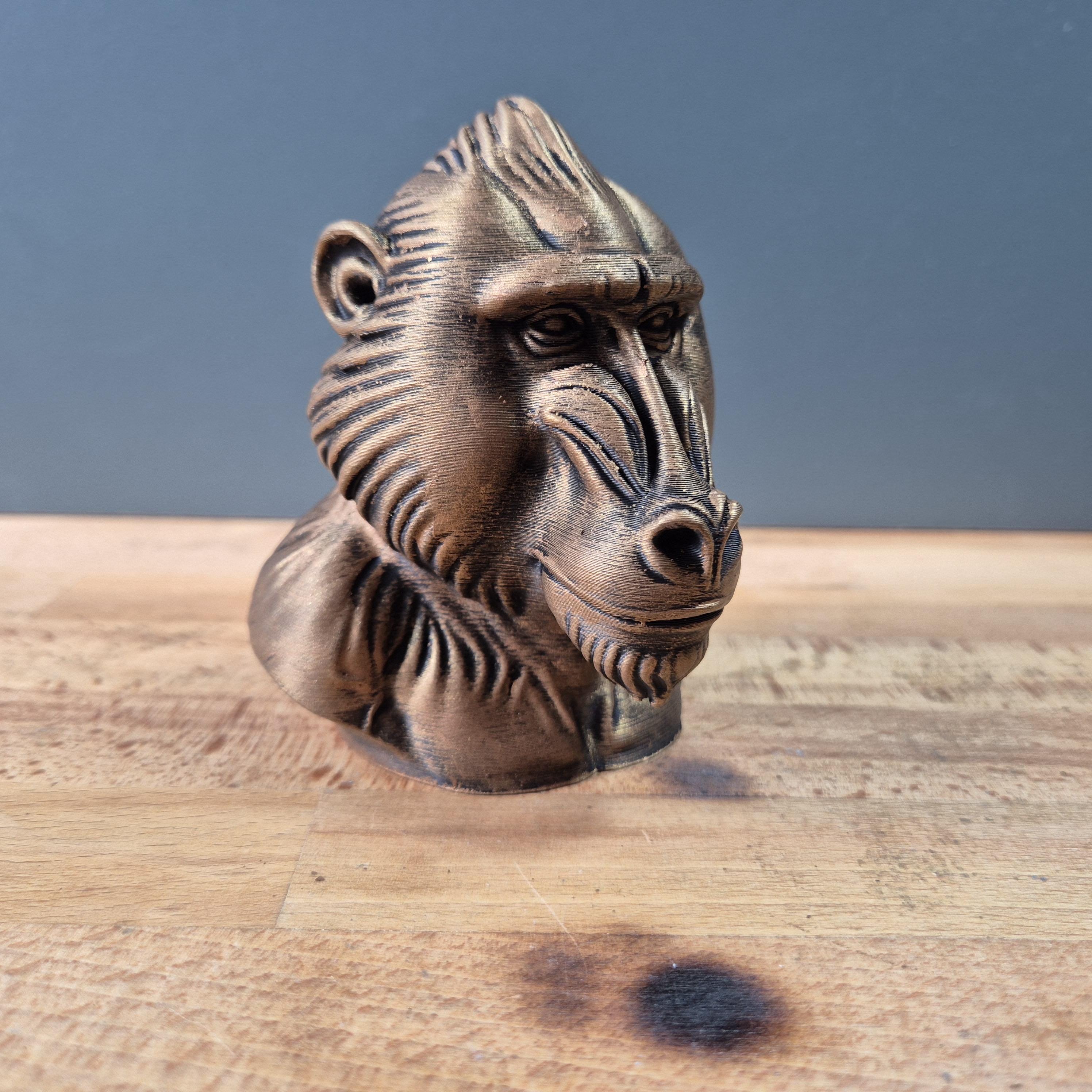 Tête de babouin décorative – Sculpture animale effet bronze – Statue singe moderne – Décoration intérieure originale – Objet déco design