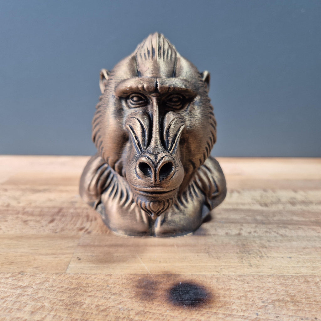 Tête de babouin décorative – Sculpture animale effet bronze – Statue singe moderne – Décoration intérieure originale – Objet déco design