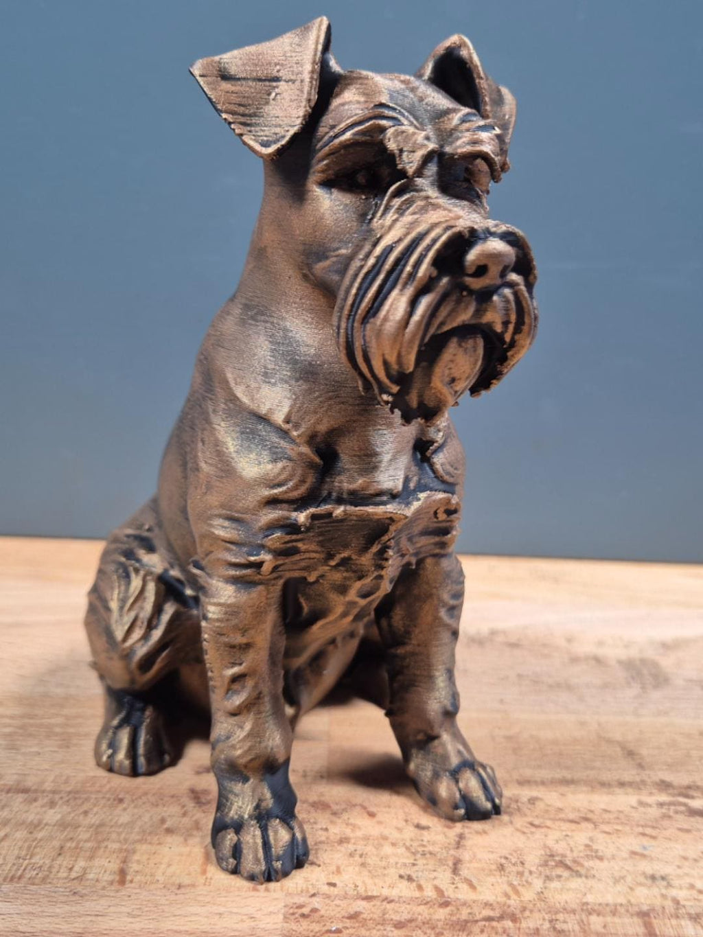 Statue Schnauzer Miniature en impression 3D – Chien décoratif effet bronze – Cadeau pour amoureux des Schnauzers