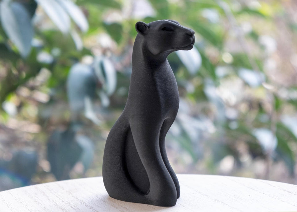Panthère Noire Élégante – Sculpture Moderne Minimaliste