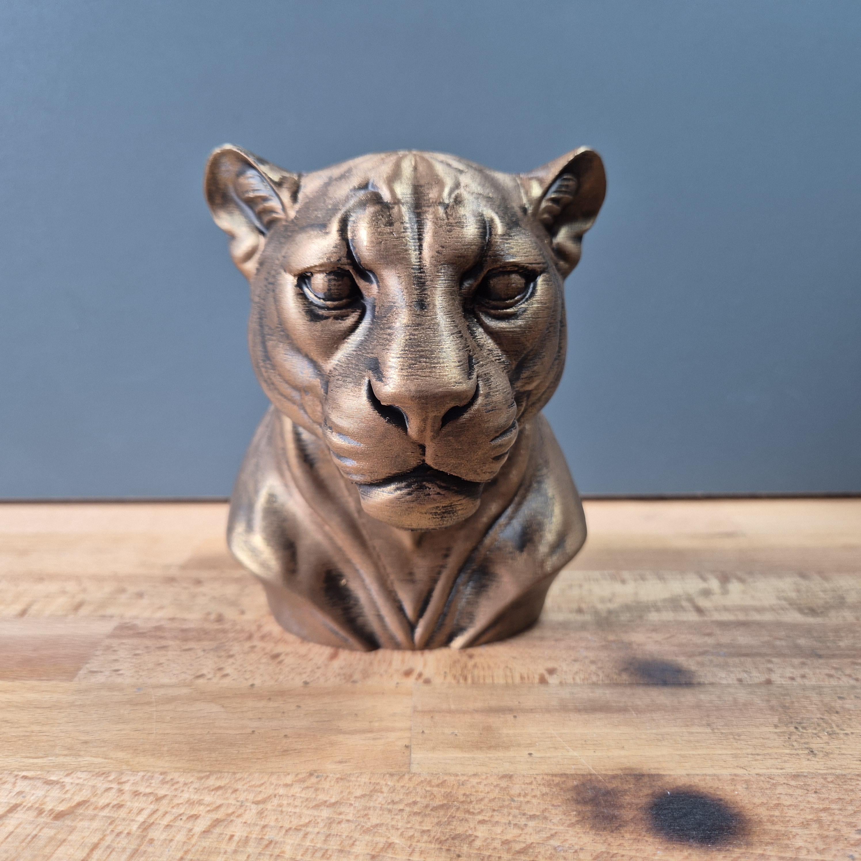 Buste Panthère Noire – Statue Félin Sauvage – Sculpture Moderne Imprimée en 3D