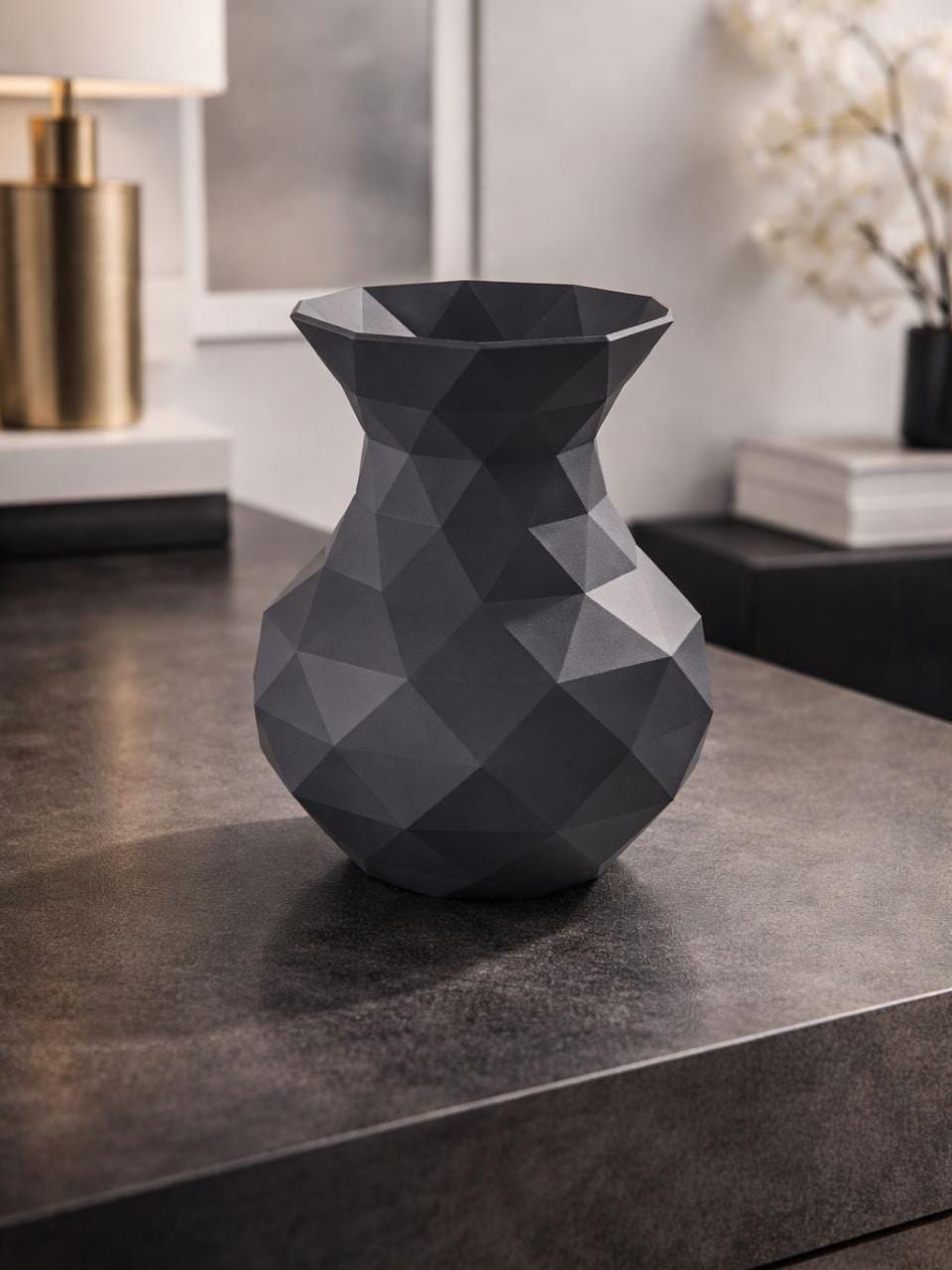 Vase Moderne Torsadé – Décoration Design Imprimée en 3D – Style Minimaliste Contemporain