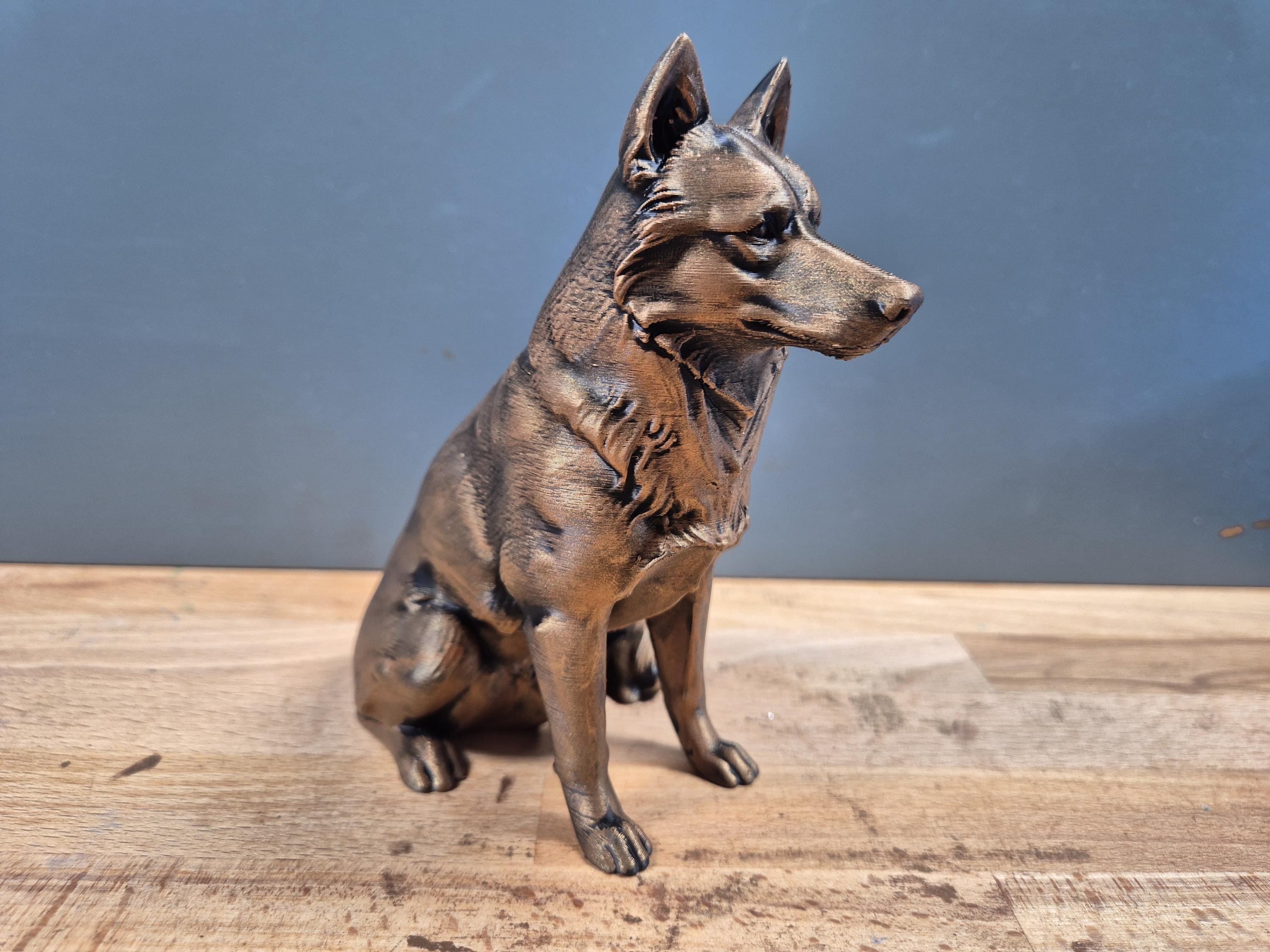 Statue Husky Sibérien en impression 3D – Chien décoratif effet bronze – Cadeau pour amoureux des Huskies
