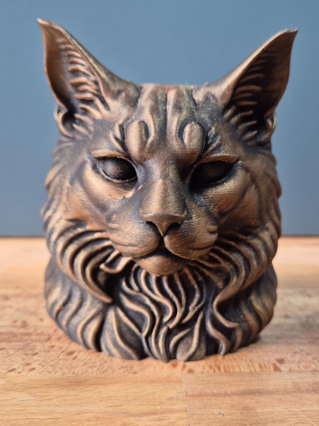 Buste de Chat Maine Coon – Statue Féline Élégante – Décoration Intérieure Moderne – Impression 3D Artisanale – Cadeau pour Amoureux des Chat