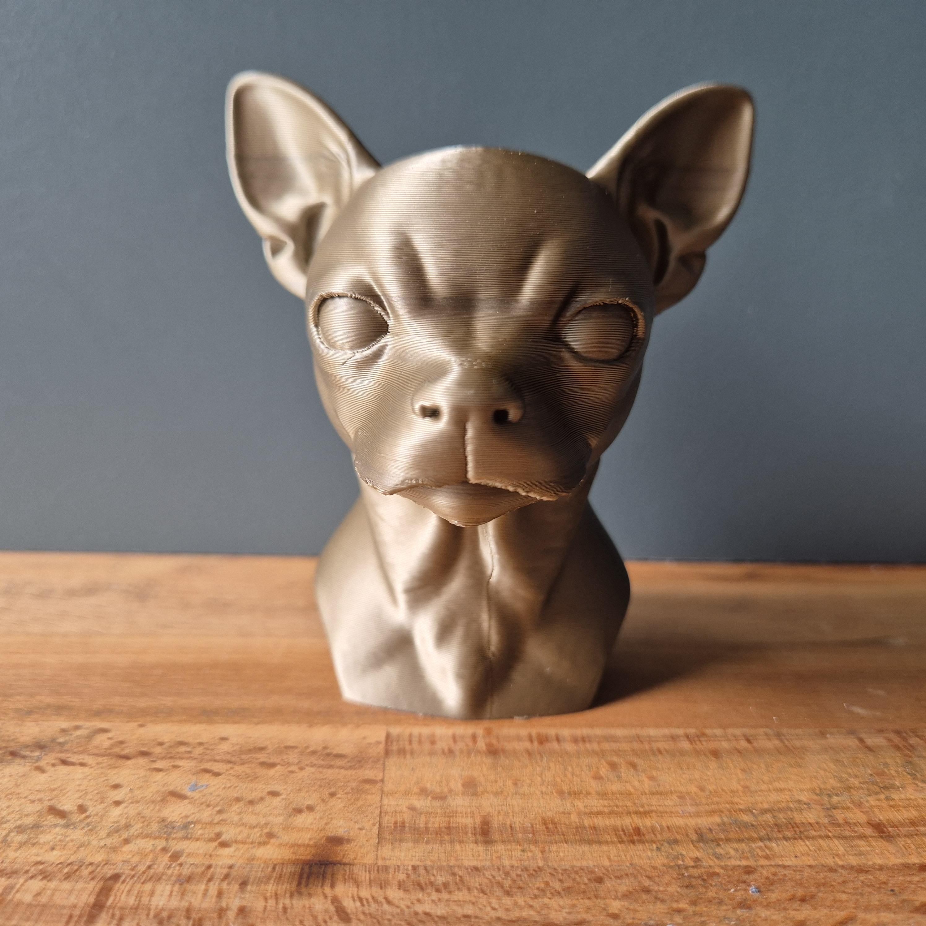 Buste Chihuahua Moderne – Sculpture Chien Imprimée en 3D | Décoration Minimaliste et Design
