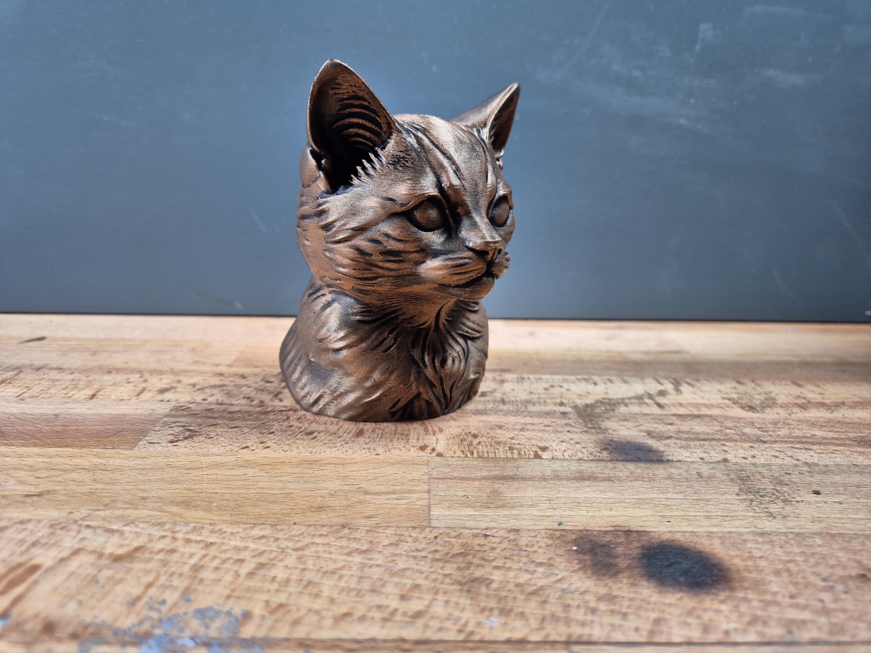 Buste de Chaton – Sculpture Décorative de Chat en Impression 3D – Statue Féline Moderne – Cadeau pour Amoureux des Chats