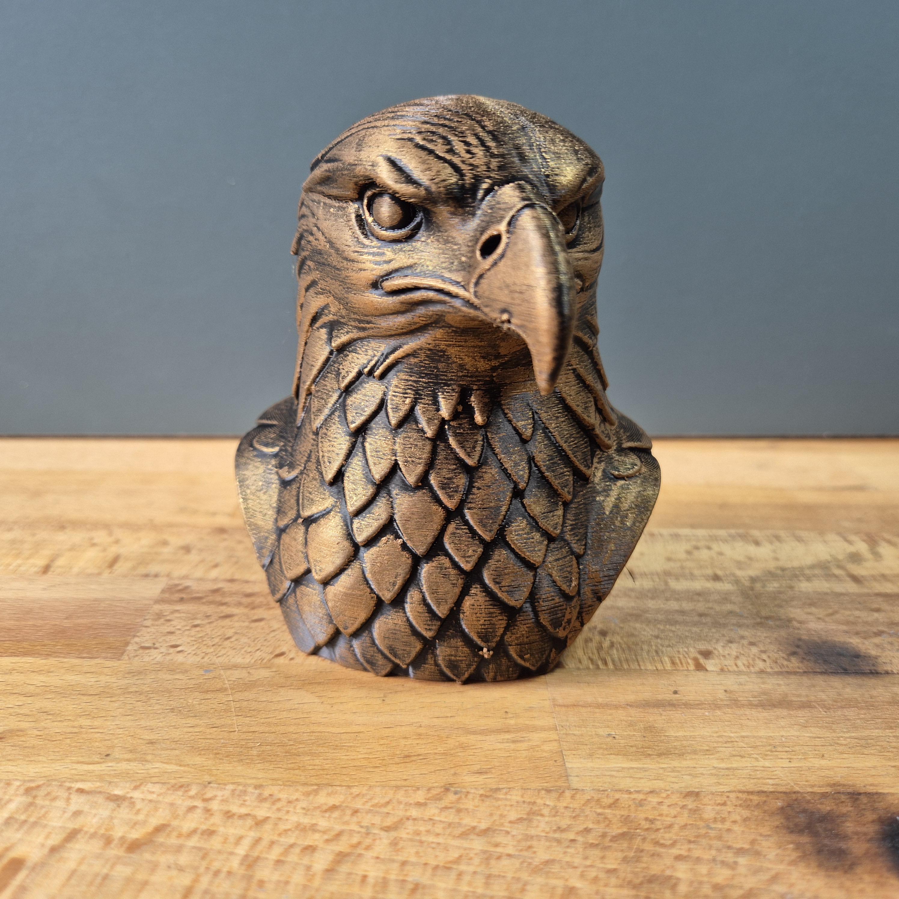 Buste Aigle Royal – Statue Oiseau Majestueux – Sculpture Bronze Style Vintage Imprimée en 3D