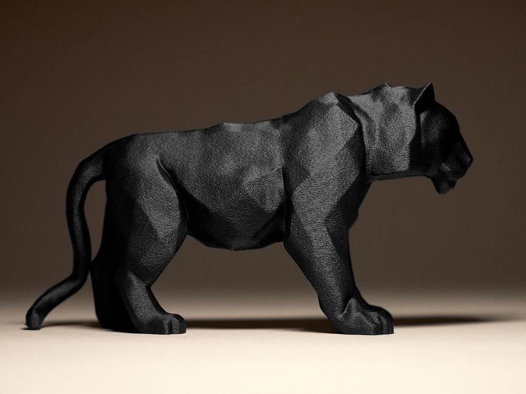 Tigre Géométrique Noir – Sculpture Moderne Low Poly – Décoration Félin Sauvage – Statue Design Contemporain – Impression 3D