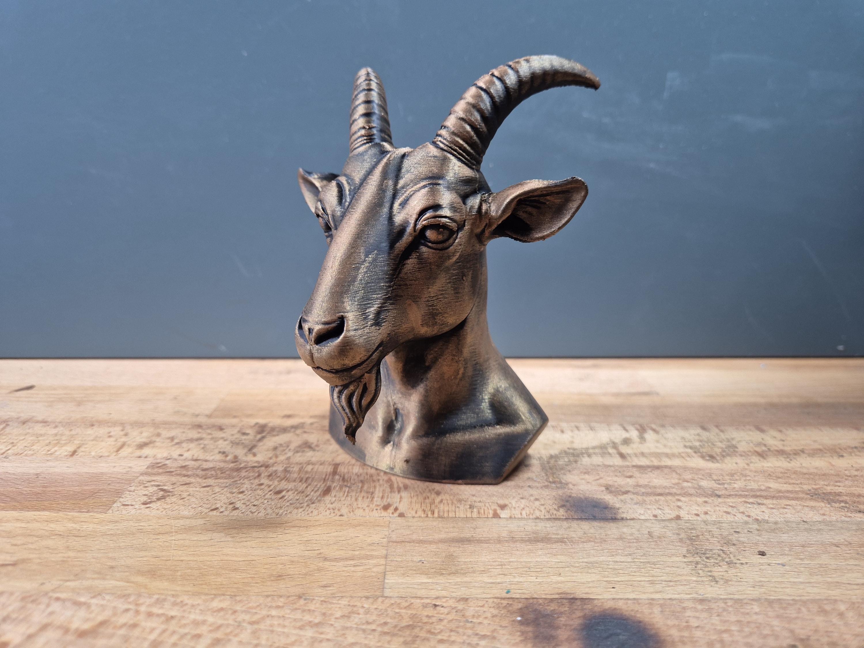 Buste de Chèvre Décoratif | Statue Animalière Rustique | Sculpture Effet Bronze | Décoration Maison Imprimée en 3D