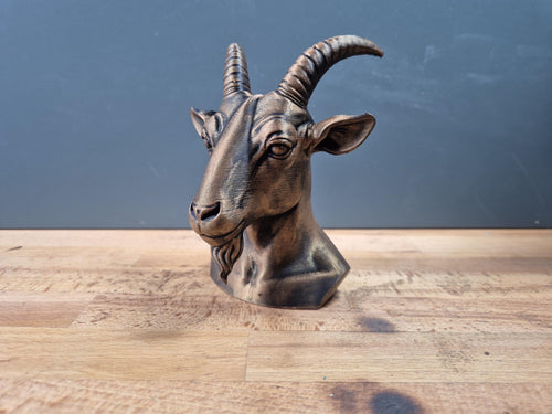 Buste de Chèvre Décoratif | Statue Animalière Rustique | Sculpture Effet Bronze | Décoration Maison Imprimée en 3D