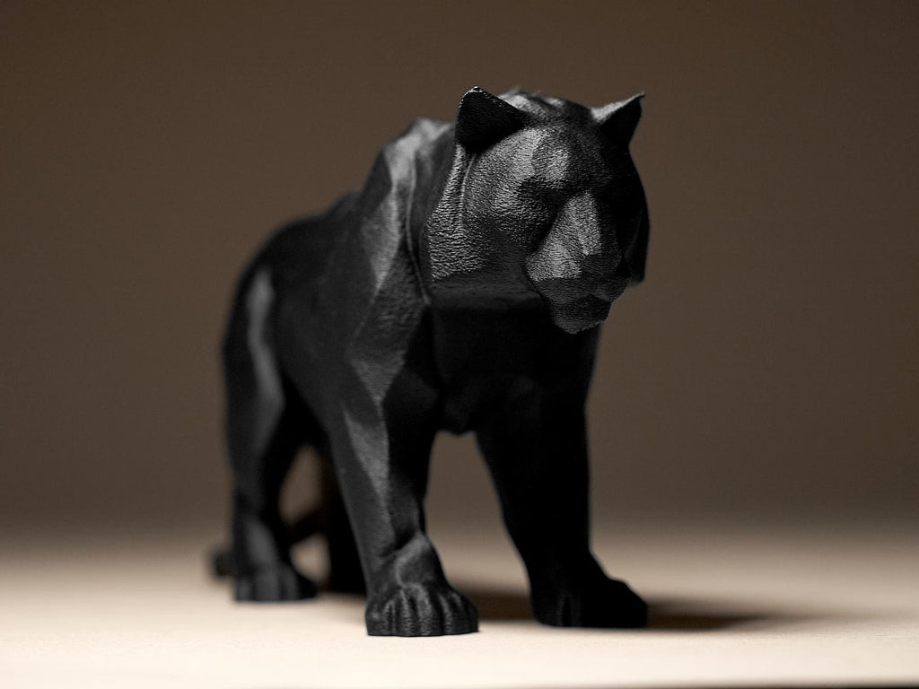 Tigre Géométrique Noir – Sculpture Moderne Low Poly – Décoration Félin Sauvage – Statue Design Contemporain – Impression 3D